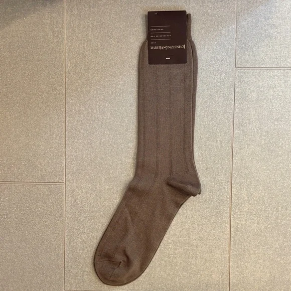 NWT Johnston & Murphy over the calf socks in taupe - Picture 1 of 12